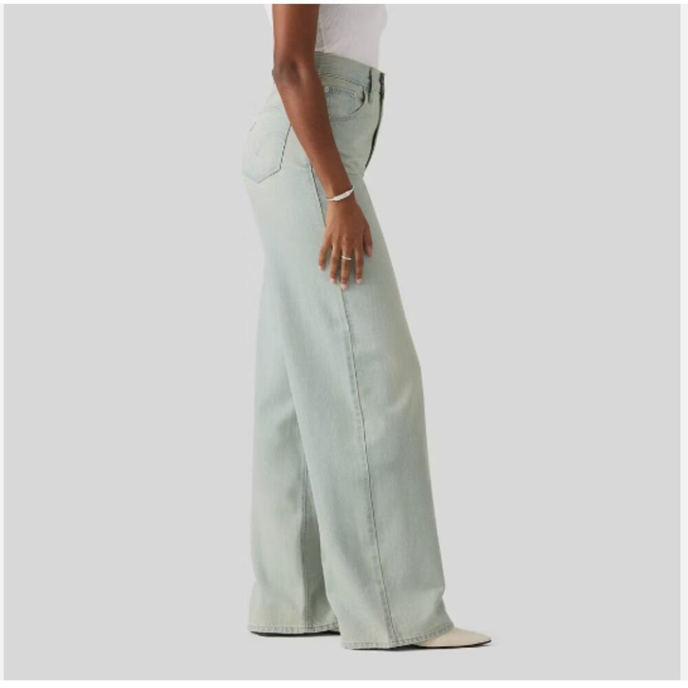 Levi's Women's High-Rise Cinch Baggy Jeans 30x31 NWT "On Blast"